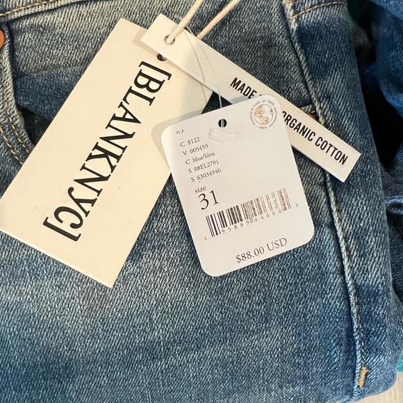 Jeans - Picture 1 of 7